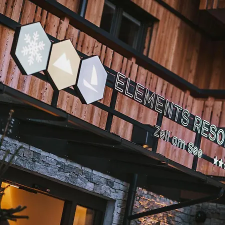 Hotel apartamentowy Elements Zell Am