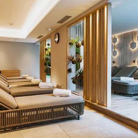 Elements Zell Am アパートホテル ツェル アム ゼー