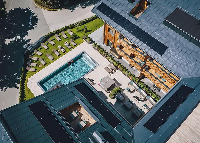 Elements Zell Am Aparthotel