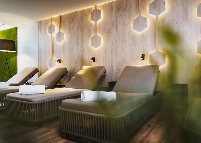 Aparthotel Elements Zell Am 4*