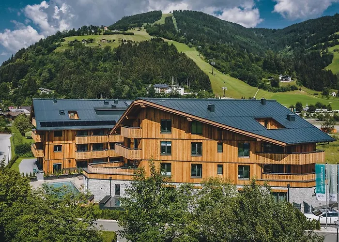 Aparthotel Elements Zell Am 4*