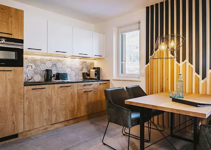Elements Zell Am Aparthotel 4*