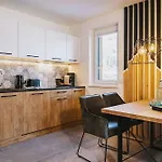 Elements Zell Am Aparthotel 4*