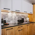Aparthotel Elements Zell Am 4*