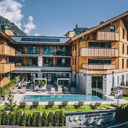Elements Zell Am 4* Целль-ам-Зе