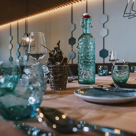 Elements Zell Am Апарт-отель 4*